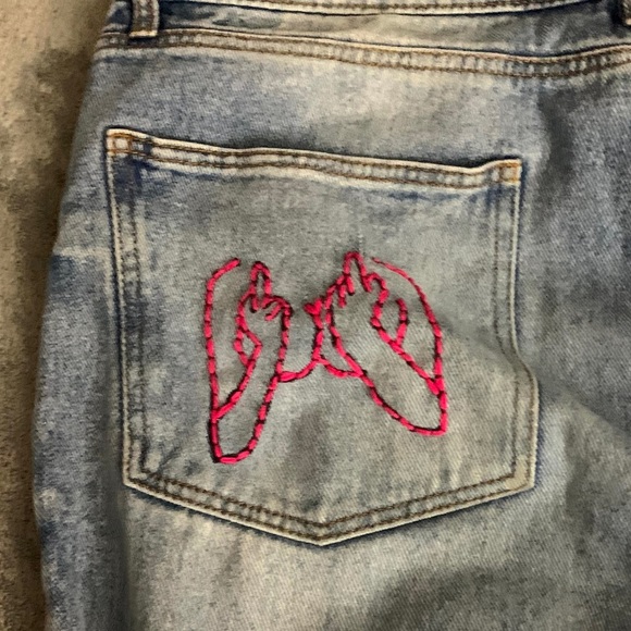 Embroidered pants - Picture 6 of 6